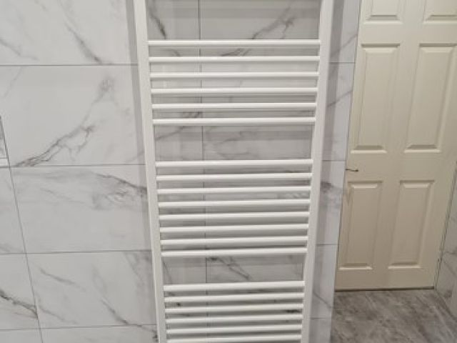 shower-rooms (39)-kireth-ai
